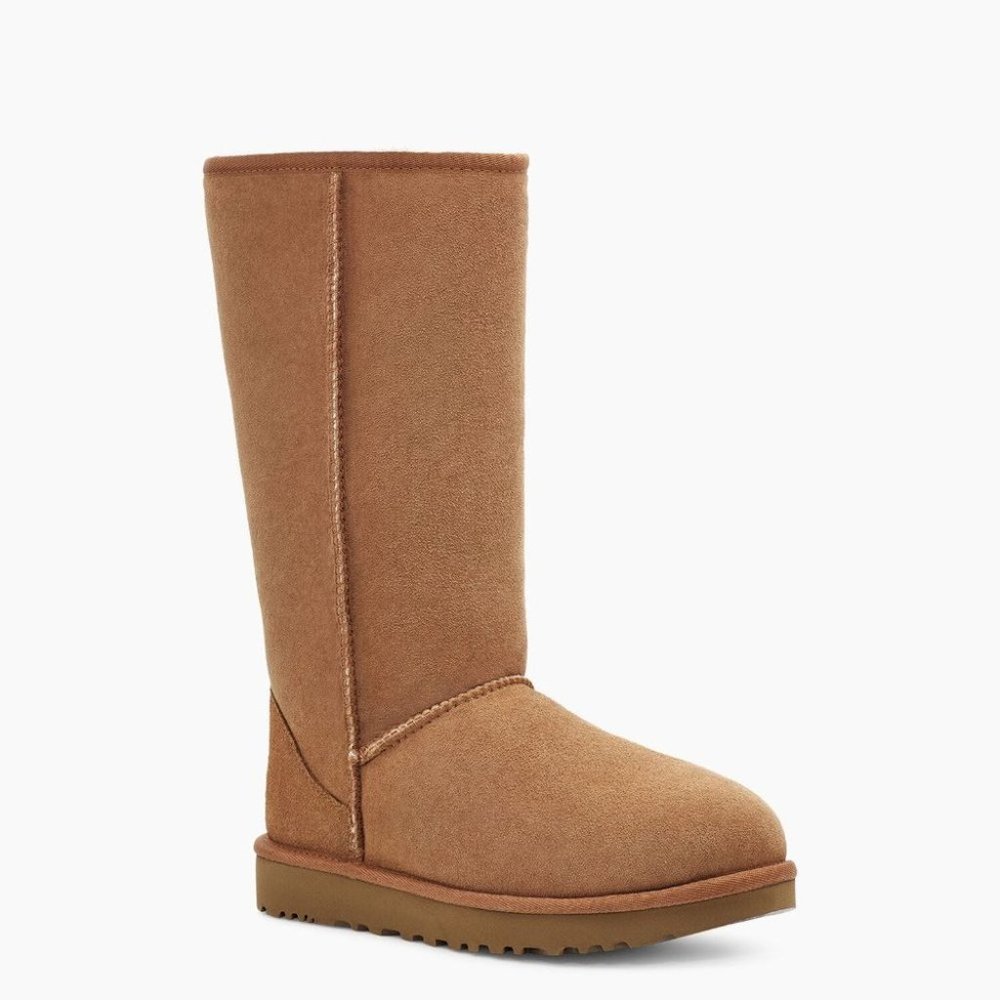 UGG Women's Classic Tall II Chesnut Shearling Boot